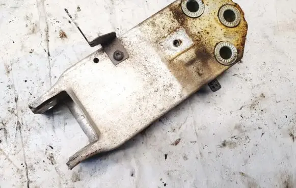 BMW 5 GT F07 Front bumper mounting bracket
