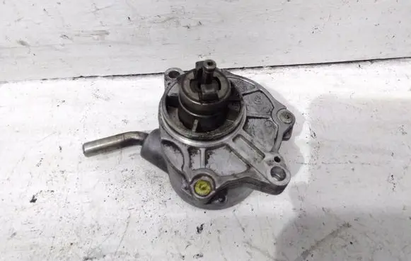 Mercedes-Benz S W220 Vacuum pump A623065