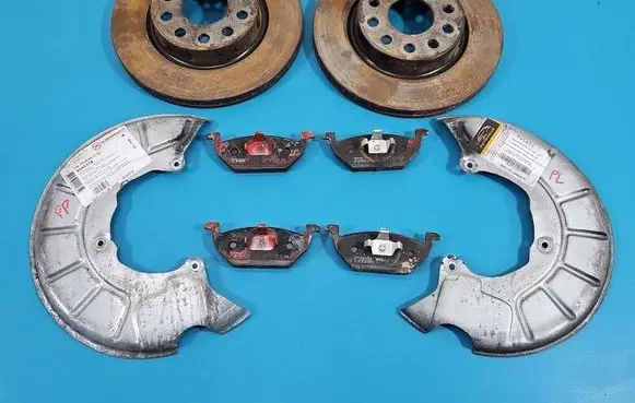 Skoda Yeti (5L) Brake discs and calipers set IMPRK1577354