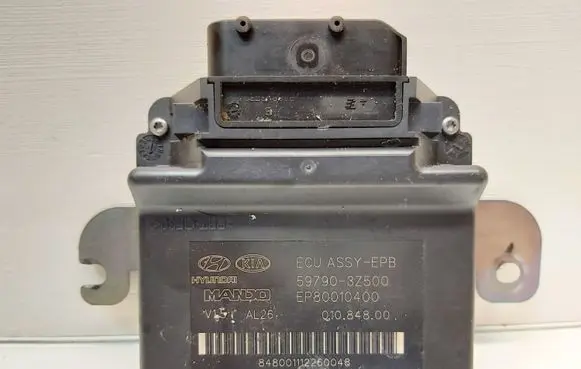 Hyundai i40 Hand brake control module 597903Z500