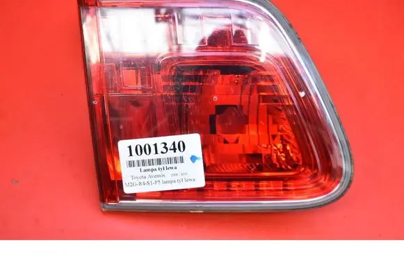 Toyota Avensis T270 Rear/tail lights 05-21