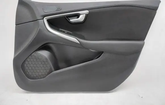 Volvo V40 Front door card panel trim 1319933 SP1319933