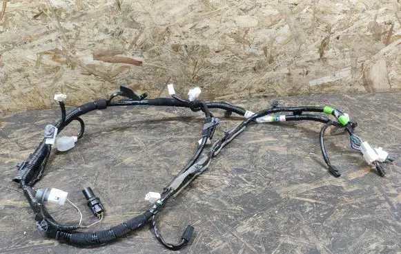 Mazda CX-5 Tailgate/trunk wiring harness KE6667060B
