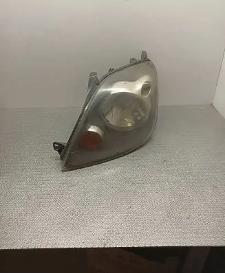 Ford Fiesta Headlight/headlamp 20A848 2683 E13125