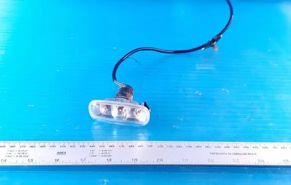 Audi A6 S6 C6 4F Front fender indicator light 4102