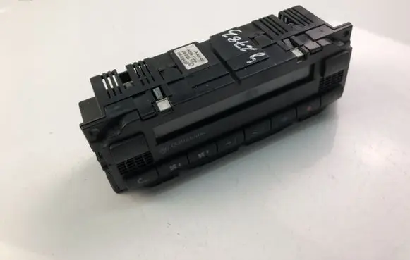 Volkswagen PASSAT B5 Interior fan control switch 0004GP