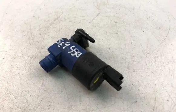 Renault Clio III Headlight washer pump 9641553880