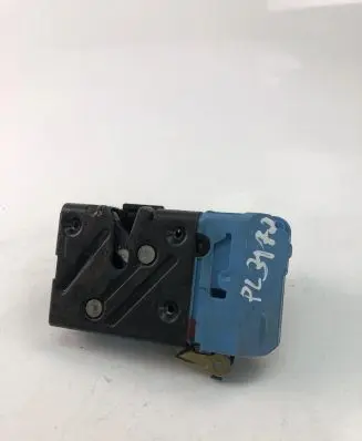 Volvo V70 Coupe door lock (next to the handle) 30634616
