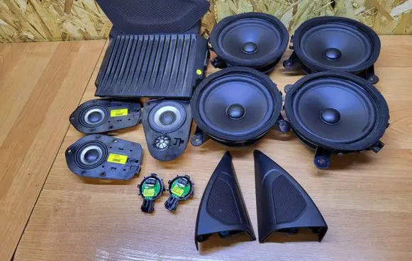 Volvo S60 Audio system kit 