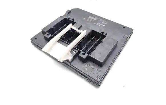 Skoda Octavia Mk3 (5E) Central body control module 5Q0937084AG