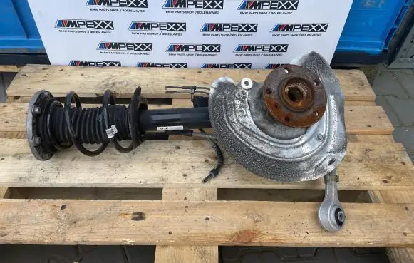 BMW 4 F32 F33 Front shock absorber/damper 6859003
