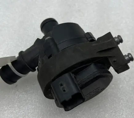Nissan X-Trail T32 Electric auxiliary coolant/water pump 0392023219