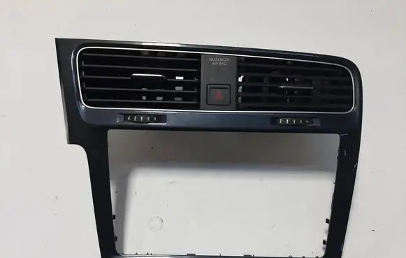 Volkswagen Golf VII Dashboard air vent grill cover trim 5G1819743F 5G1815736C