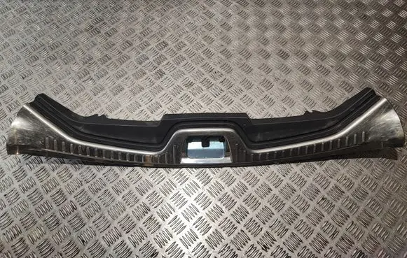 Volvo V60 Trunk/boot sill cover protection 31403589