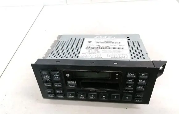 Chrysler Neon I Radio/CD/DVD/GPS head unit P05269485