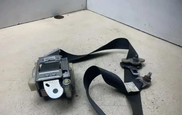 Nissan Tiida C11 Front seatbelt 0436089 2029964AD 72342623646