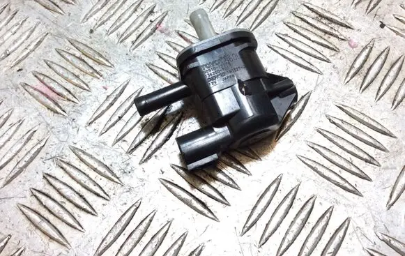 Toyota C-HR I Turbo solenoid valve 9091012276