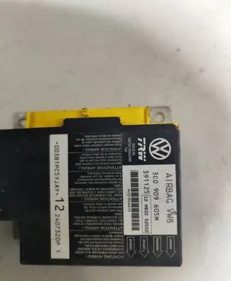 Volkswagen PASSAT B6 Airbag control unit/module 3C0909605M 391125