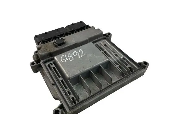 KIA Ceed Engine control unit/module ECU 391102B520 0261201202
