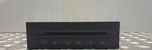 Mercedes-Benz R W251 CD/DVD changer A2118706189 20060CT0BER AL351261044273