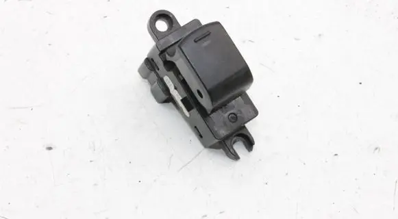 Nissan Pathfinder R51 Electric window control switch 25411EA00A