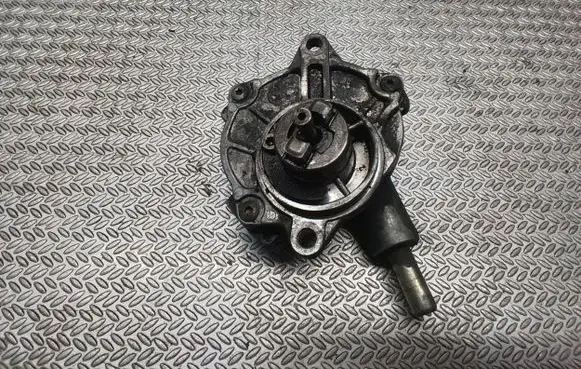 Mercedes-Benz Sprinter W901 W902 W903 W904 Vacuum pump A6112300265