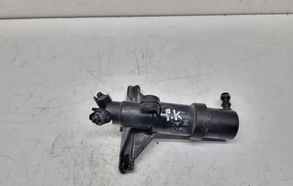 BMW 5 E60 E61 Headlight washer spray nozzle 290304