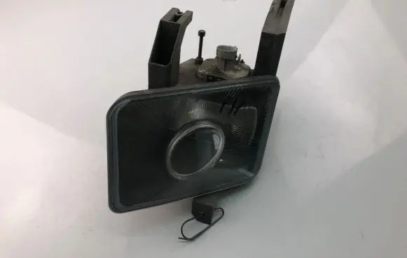 Opel Vectra B Front fog light 90585030