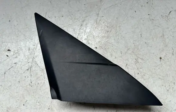 Nissan Juke II F16 Front door glass trim molding 802906PA0A