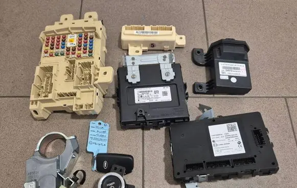 KIA Niro Start/Stop system kit 95480Q4720 954A0Q4230