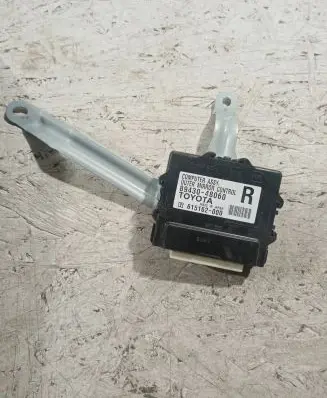 Lexus RX 450H Other control units/modules 615162000