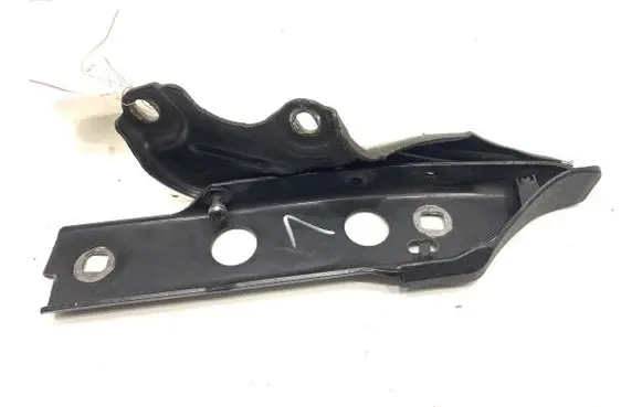 Engine bonnet/hood hinges