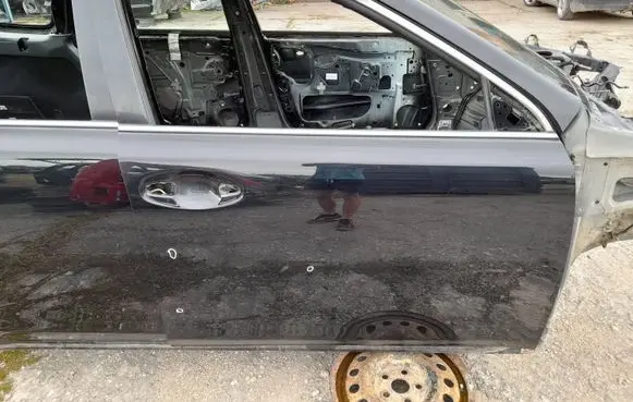 Subaru Outback Front door