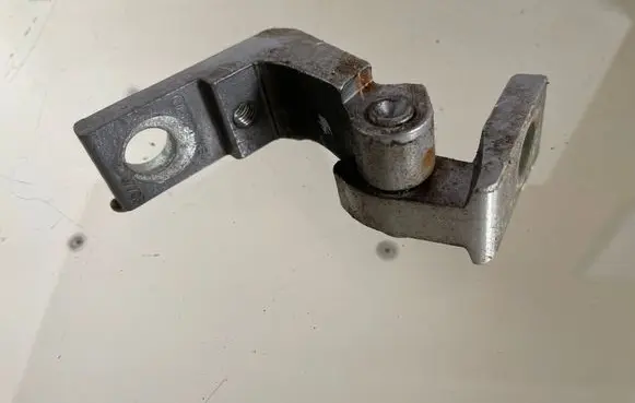 Audi A4 S4 B7 8E 8H Front door upper hinge