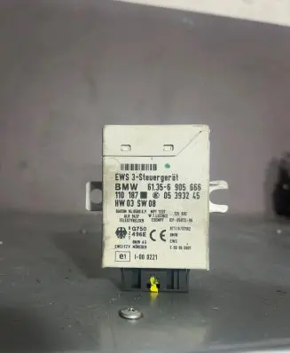 BMW 3 E46 Immobilizer control unit/module 61356905666 110187 05393245