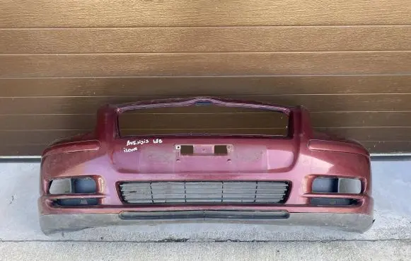 Toyota Avensis T220 Front bumper