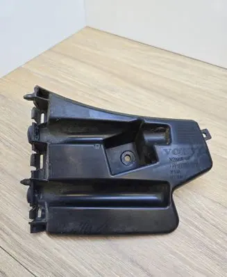 Volvo V60 Front bumper mounting bracket 30796625