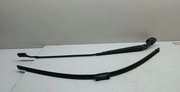 Renault Espace V (RFC) Front wiper blade arm 288813532R