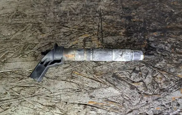 Mercedes-Benz R W251 Fuel injector A6420701387 0445115064