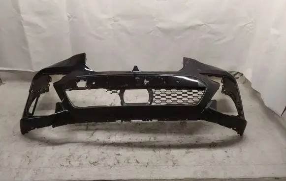 BMW X7 G07 Front bumper 8069886 868531 20190320