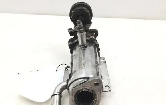 Opel Vivaro EGR valve cooler 