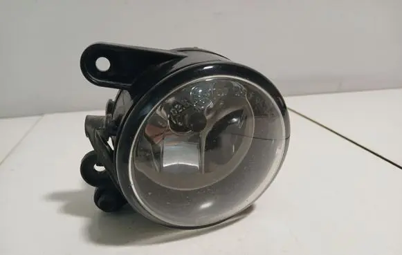 Volkswagen Golf V Front fog light 27128500