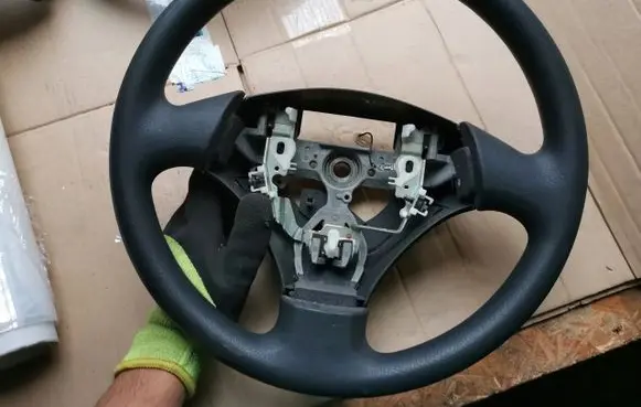 Toyota Corolla Verso E121 Steering wheel 