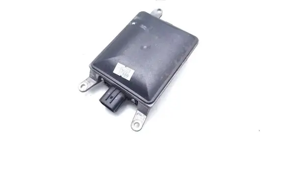 Mazda 3 III Blind spot module BHS267Y80B 6PZ01104523