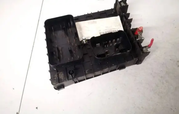 Volkswagen Touran I Fuse box set 1k0937124k