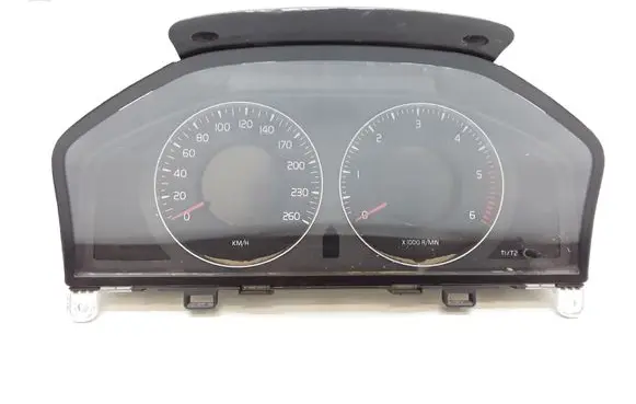Volvo V70 Speedometer (instrument cluster) 31270899AA