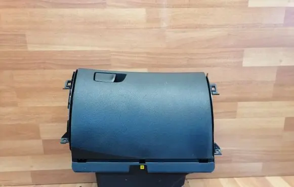 Renault Megane IV Glove box 685005280R P685005280R246 11201810