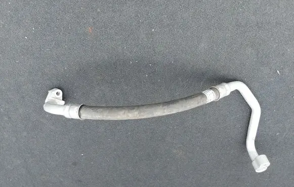 BMW 2 F46 Air conditioning (A/C) pipe/hose 9209722