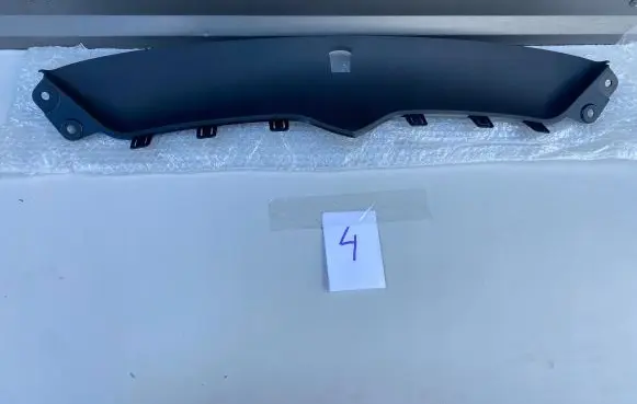 Tesla Model X Intercooler air guide/duct channel 104702100E