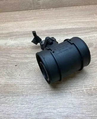Opel Corsa C Mass air flow meter 24439252 0281002549 WITHPLUG